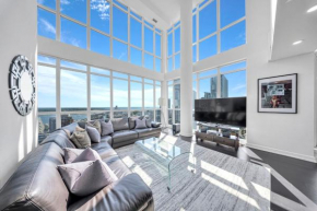 RentX 3Bedroom Penthouses near Rogers Centre & MTCC